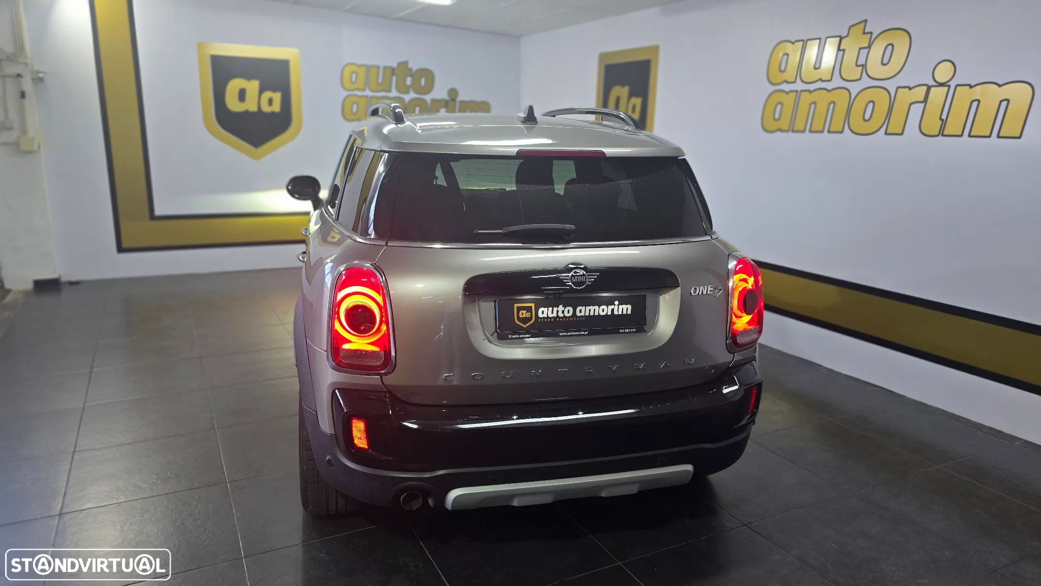 MINI Countryman One D Auto - 11