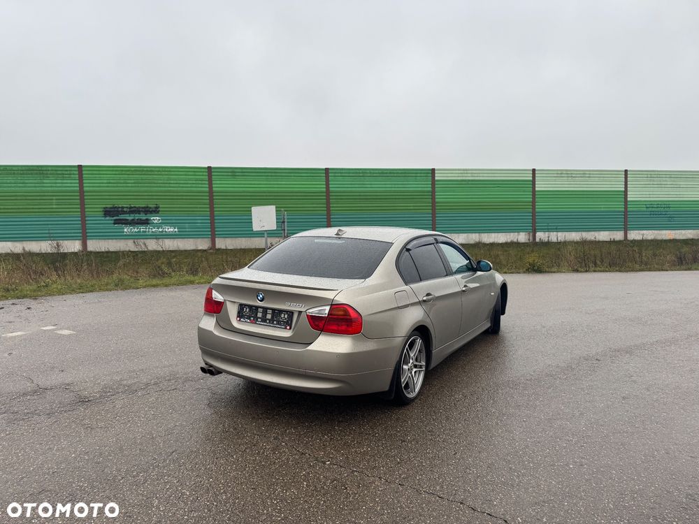 BMW Seria 3 320i Edition Sport - 5