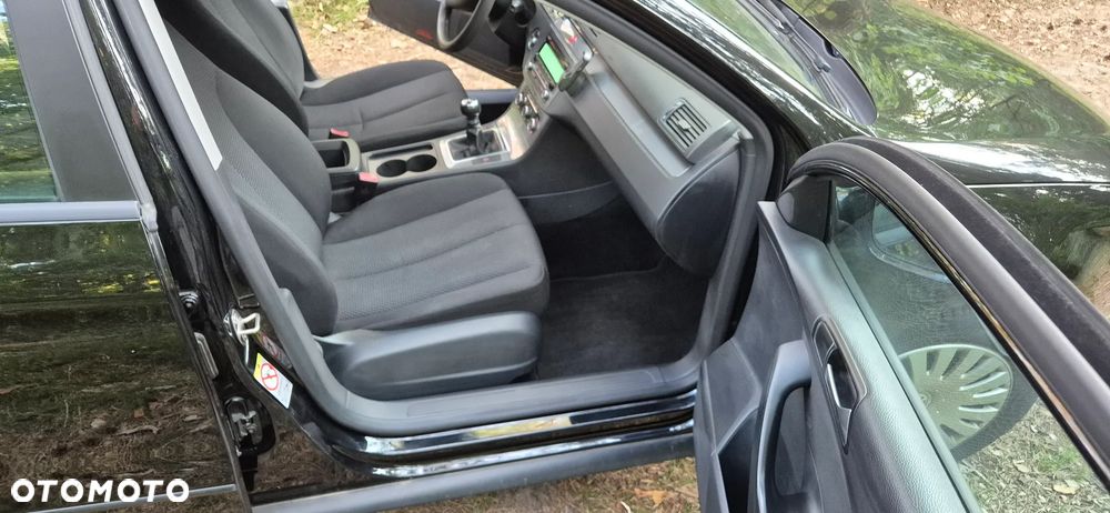 Volkswagen Passat 2.0 Blue TDI SCR Comfortline - 6