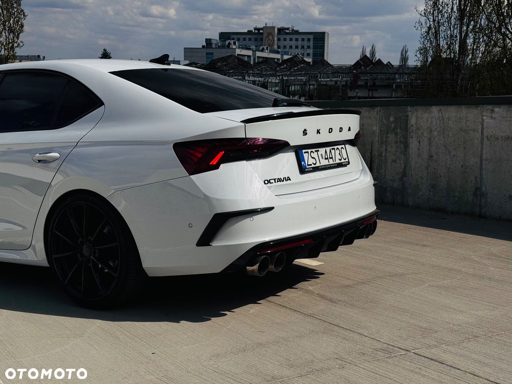 Skoda Octavia 1.5 TSI ACT Style DSG - 6