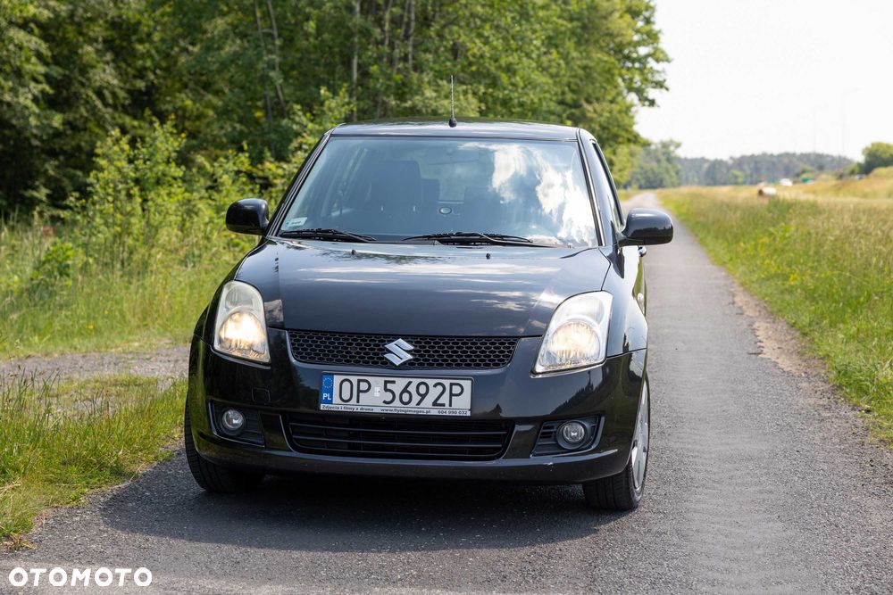 Suzuki Swift - 2
