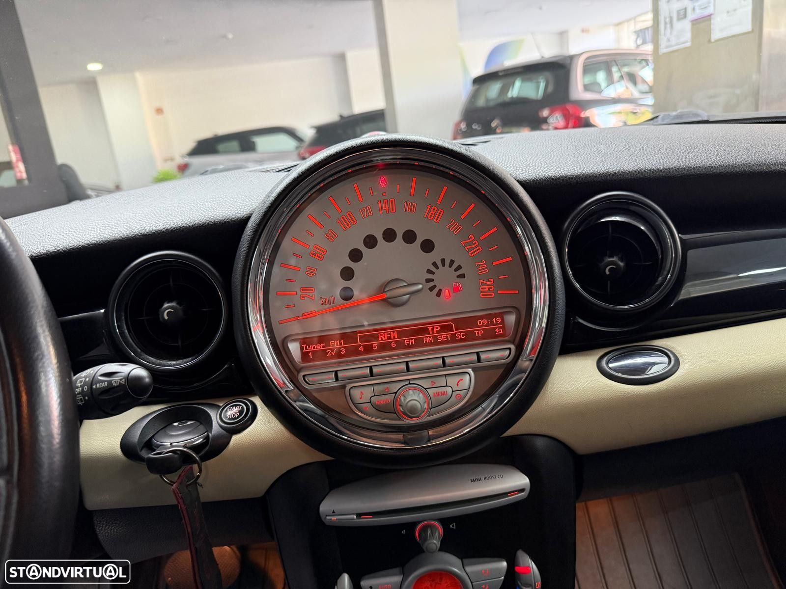 MINI 3 Portas Cooper Auto - 17