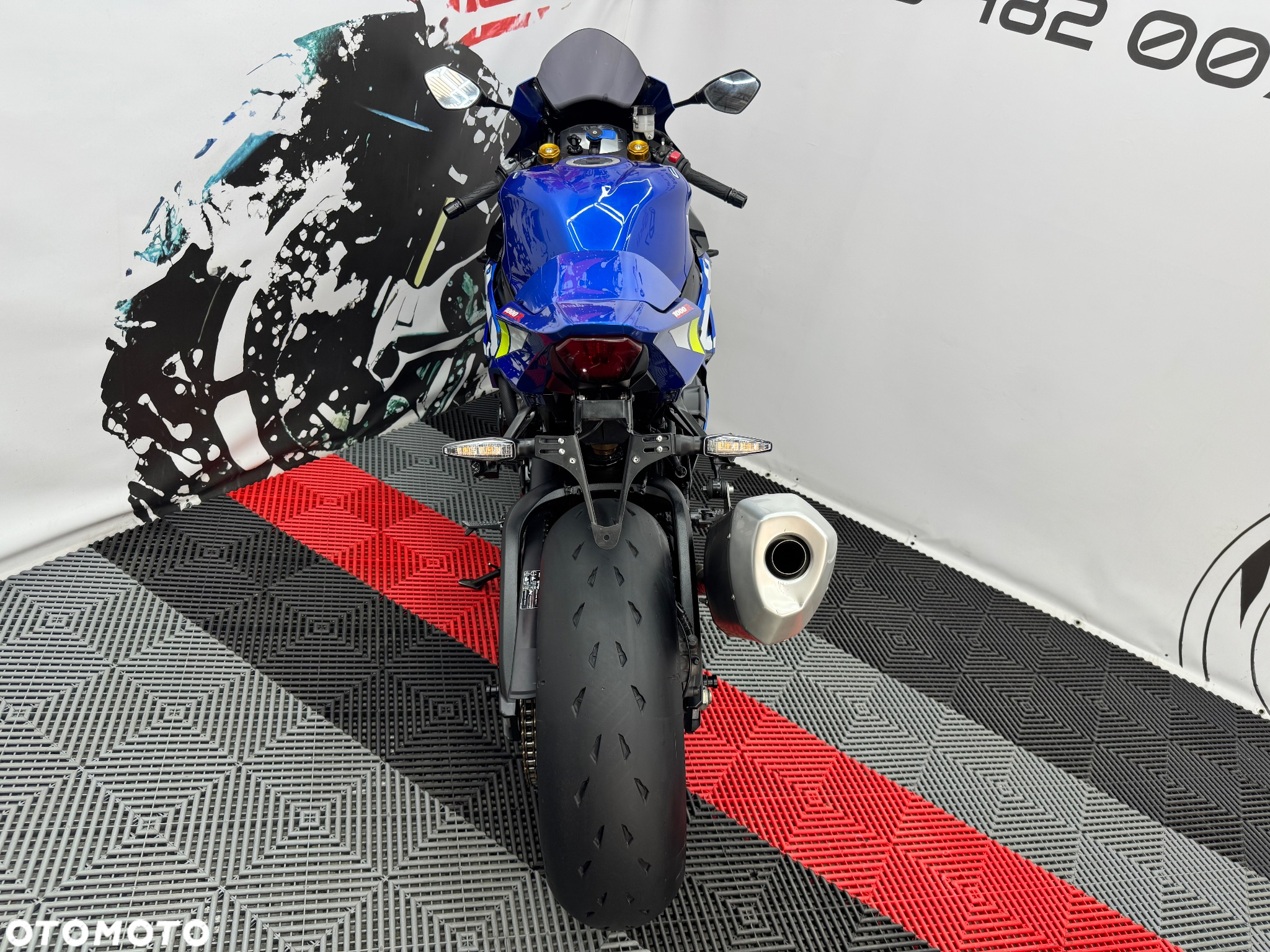 Suzuki GSX-R - 11