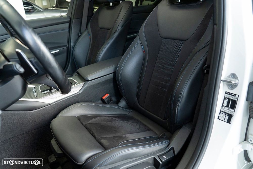 BMW 320 d Pack Desportivo M Auto - 22