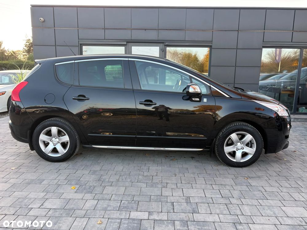 Peugeot 3008 Hybrid4 - 8