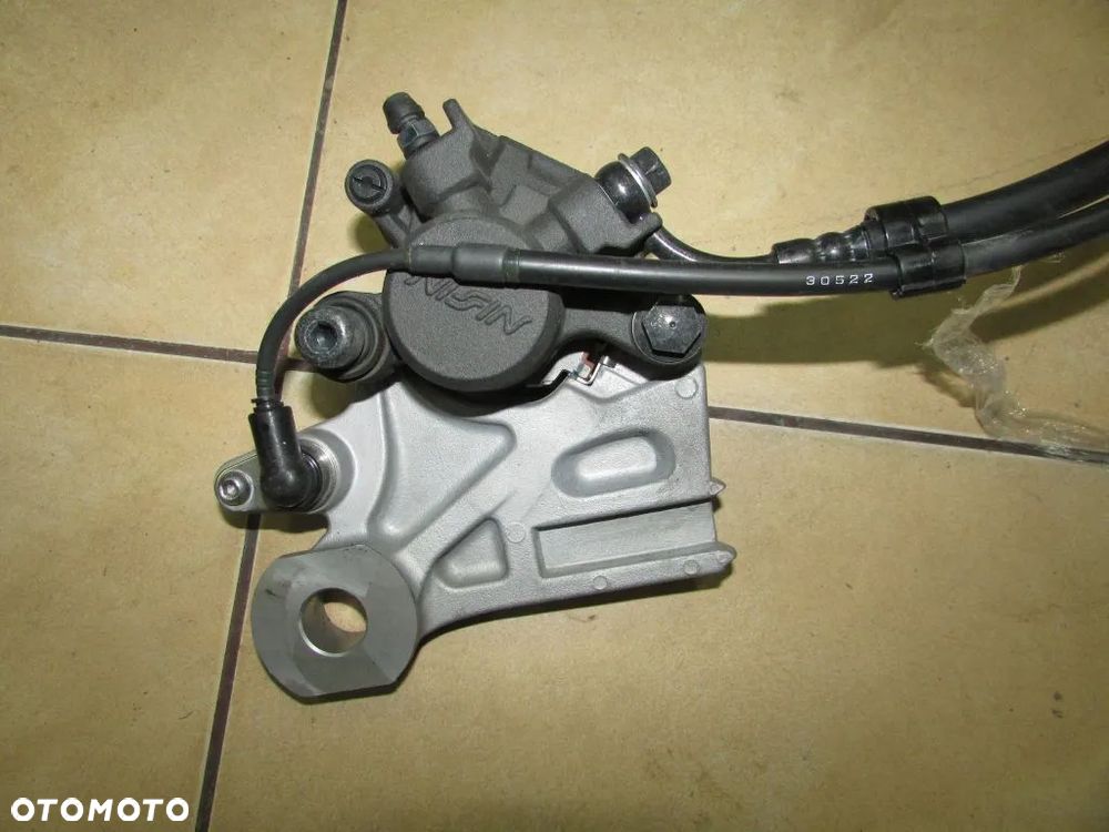 Yamaha MT07 cyklop 21-24 zacisk hamulca tył klocki - 1