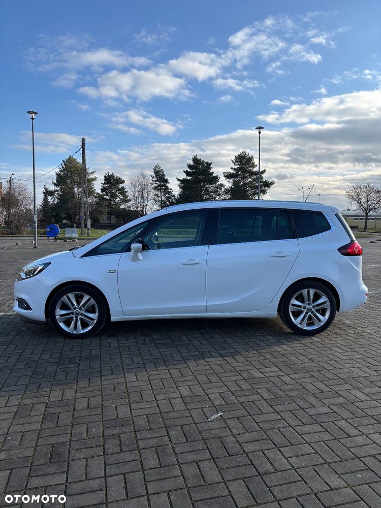 Opel Zafira 1.6 DIT Start/Stop Business Innovation - 2