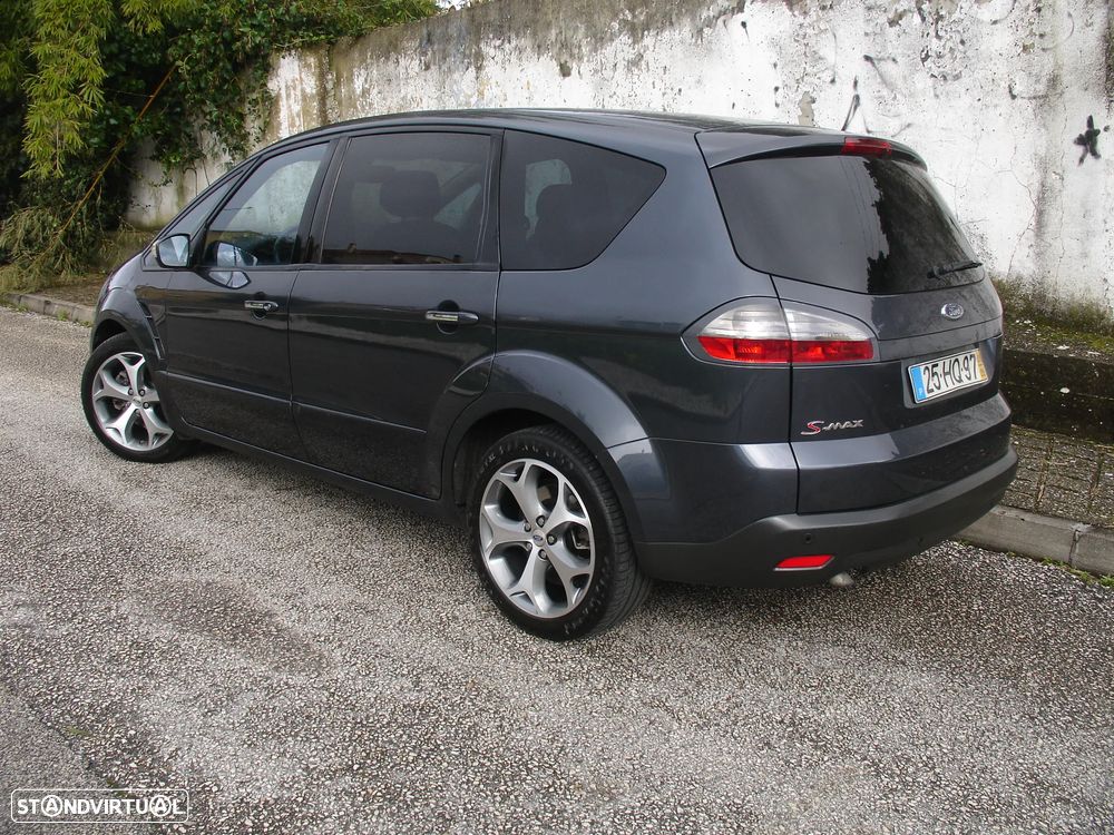 Ford S-Max 2.0 TDCi Titanium 7L - 5