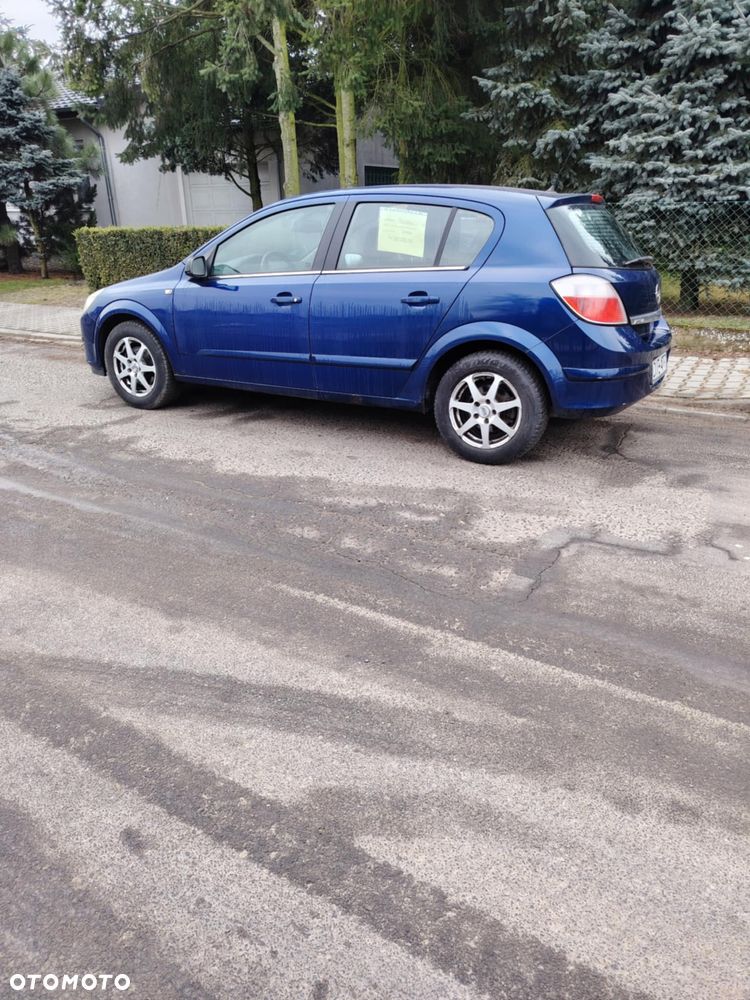 Opel Astra 1.8 Sport - 1
