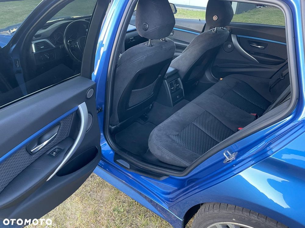 BMW Seria 3 320d Edition M Sport Shadow - 14