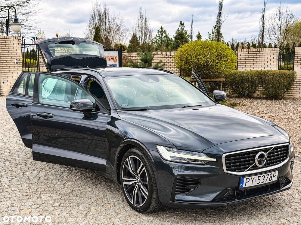 Volvo V60 T8 AWD Twin Engine Geartronic R-Design - 4