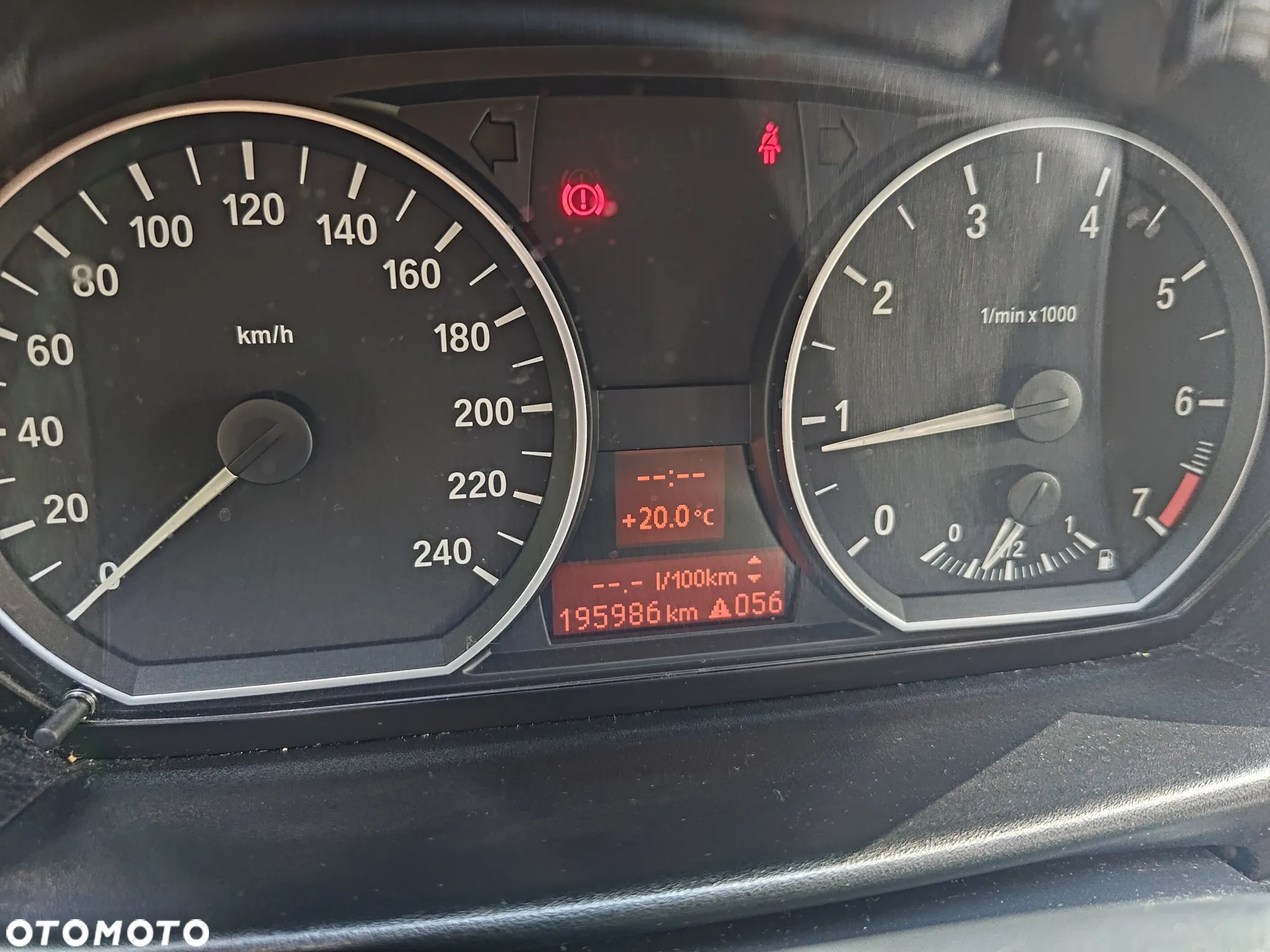 BMW Seria 1 116i - 11