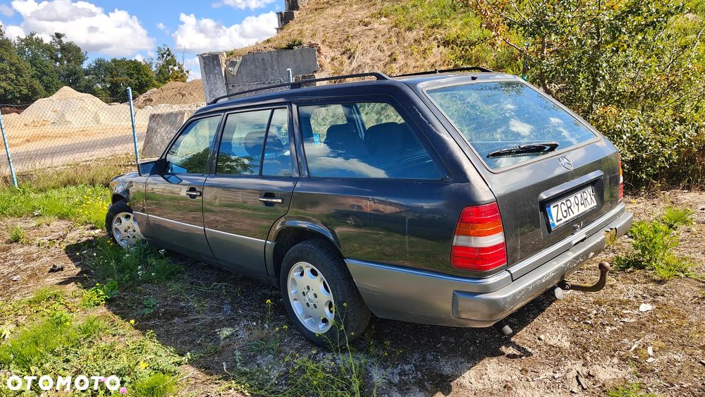 Mercedes-Benz W124 (1984-1993) - 21