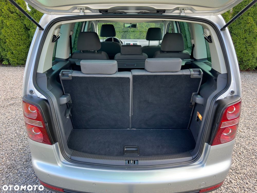 Volkswagen Touran 1.6 Trendline - 28