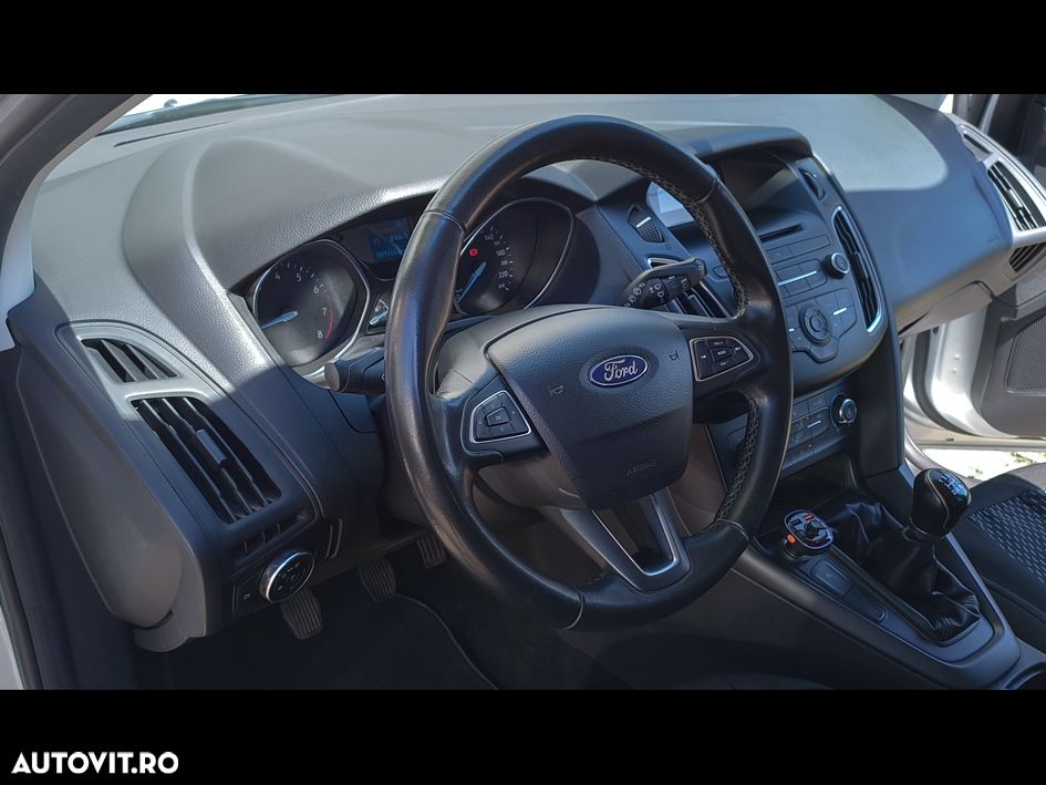 Ford Focus 1.0 EcoBoost Trend - 6
