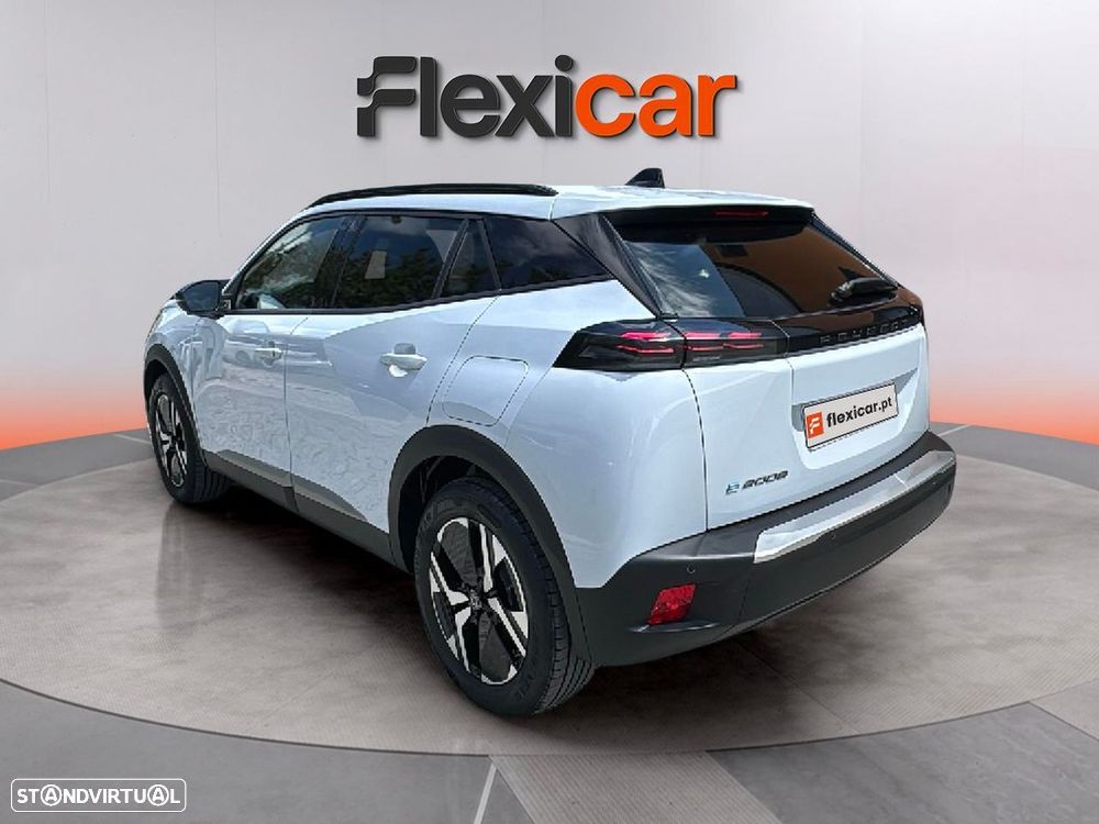 Peugeot e-2008 54 kWh Allure - 5