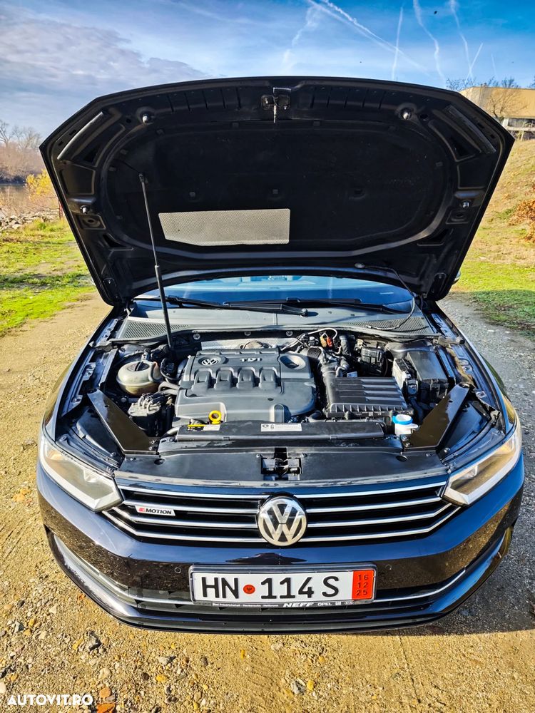 Volkswagen Passat Variant 2.0 TDI SCR 4Motion DSG Comfortline - 16
