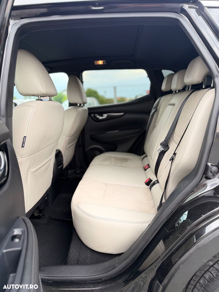 Nissan Qashqai 1.6 DCI Start/Stop X-TRONIC Tekna - 14