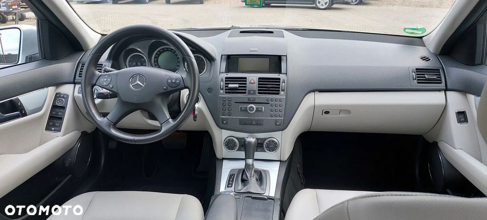 Mercedes-Benz Klasa C - 37