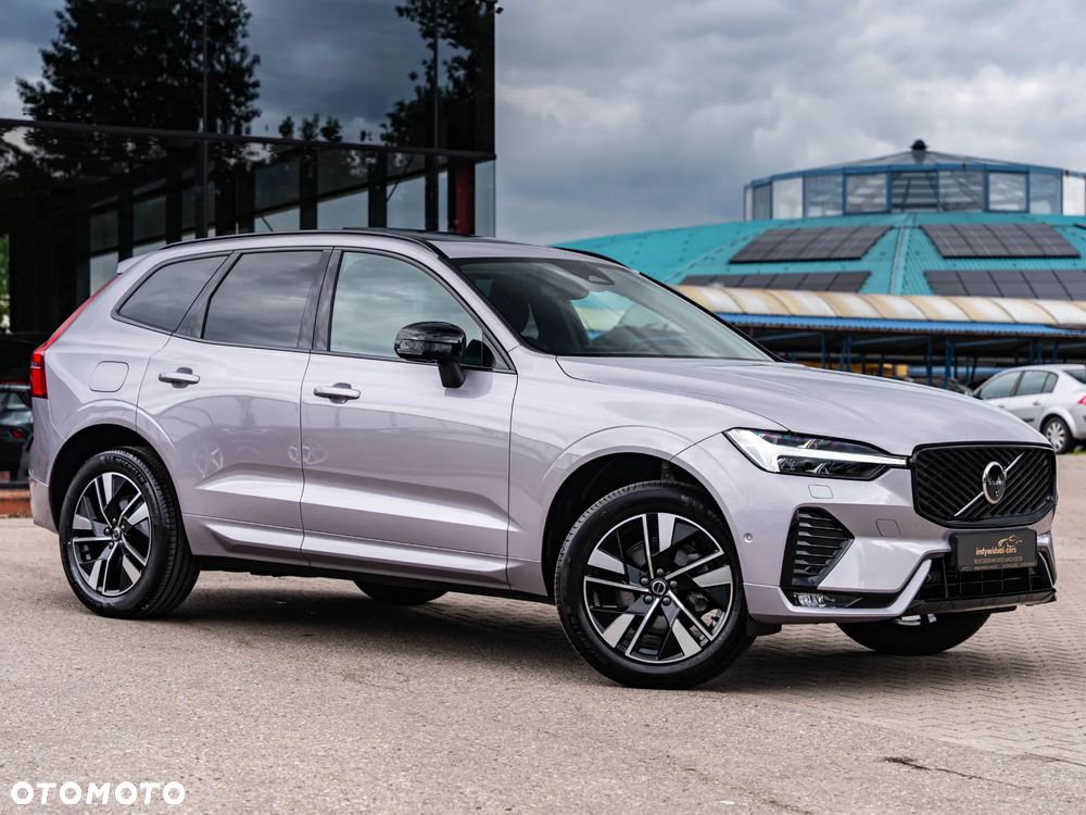 Volvo XC 60 B5 B AWD Plus Dark - 9