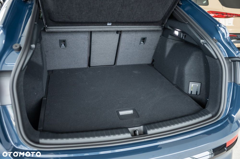 Audi Q4 Sportback e-tron - 11