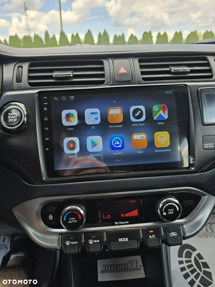 Kia Rio - 25