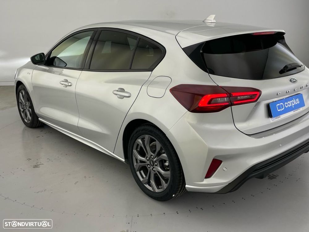 Ford Focus 1.0 EcoBoost ST-Line Aut. — fotografia 24