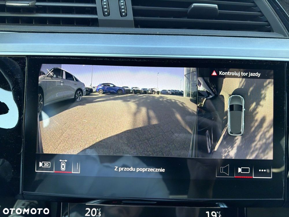Audi e-tron - 26