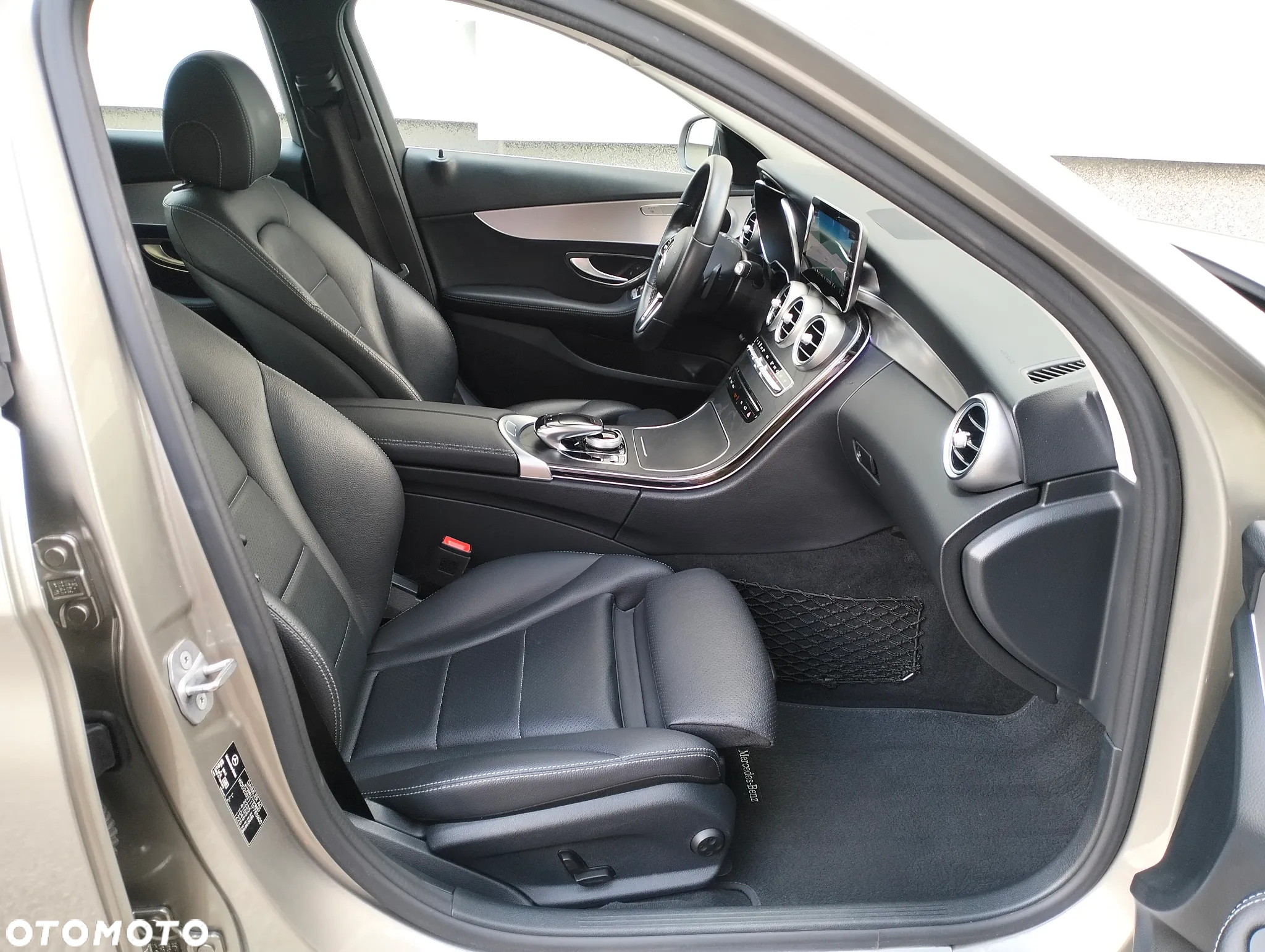 Mercedes-Benz Klasa C 200 d T 9G-TRONIC Avantgarde - 12