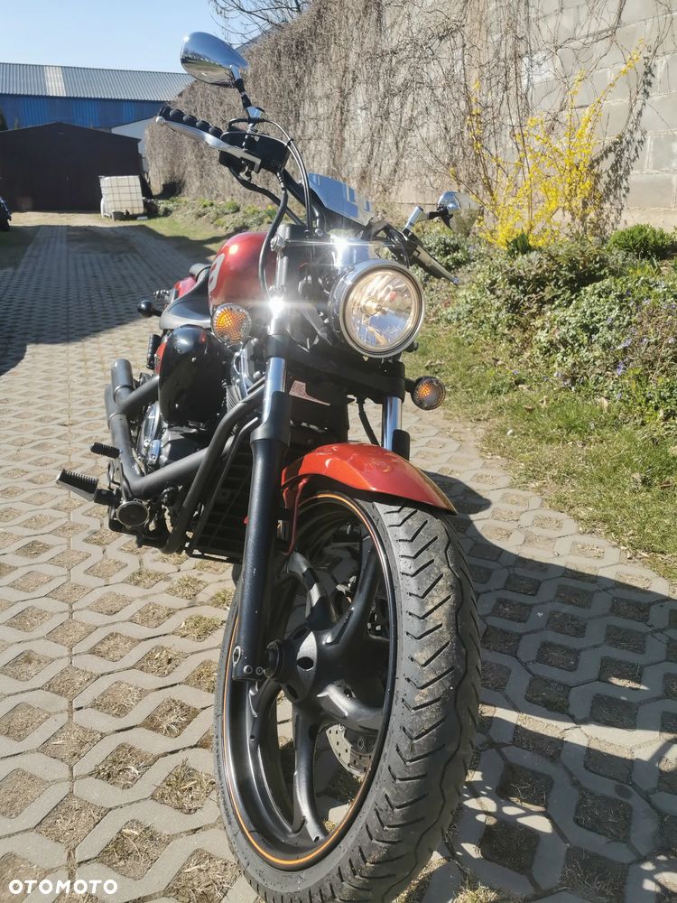 Yamaha XVS - 8