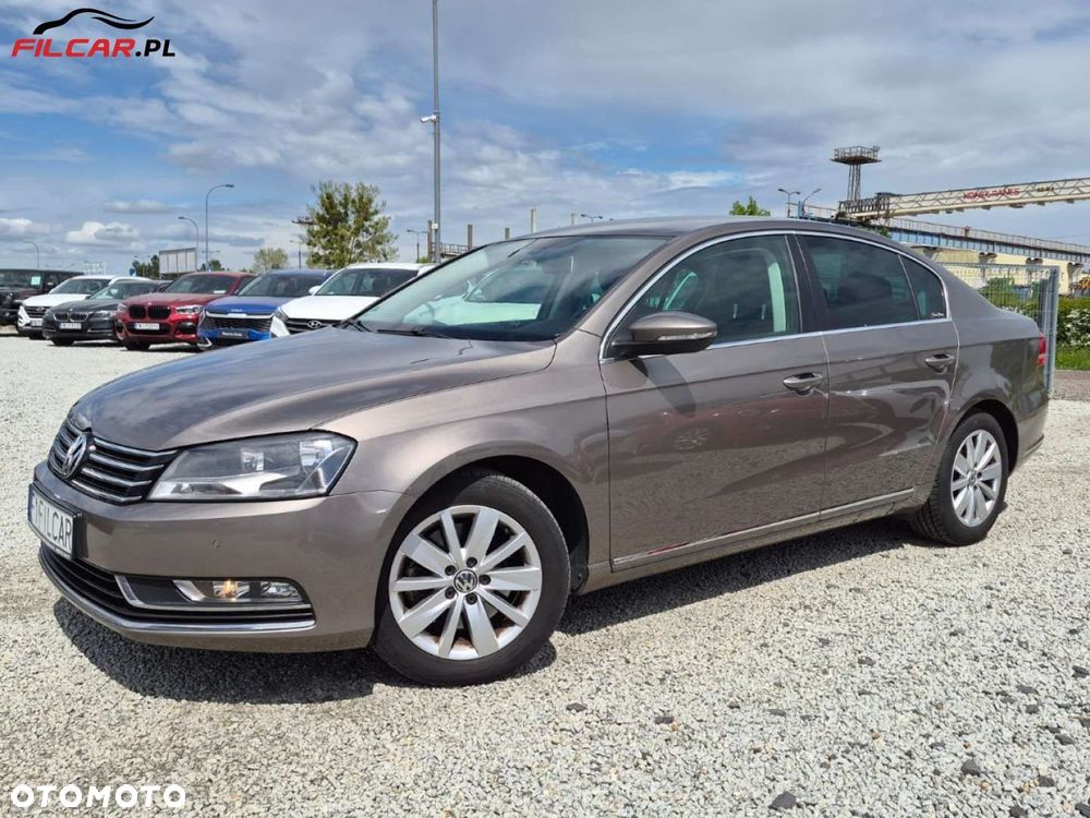 Volkswagen Passat - 17