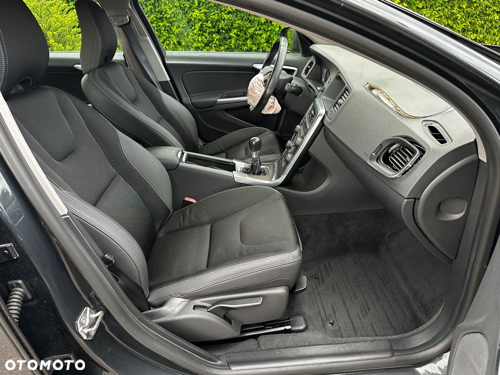 Volvo V60 - 13