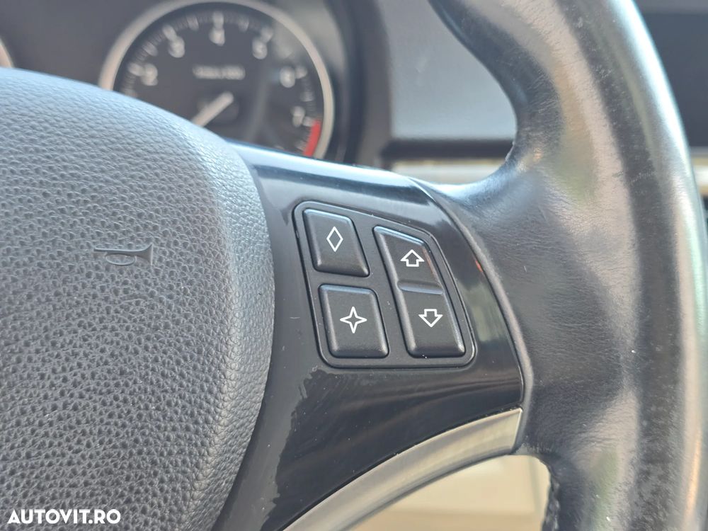 BMW Seria 3 - 25