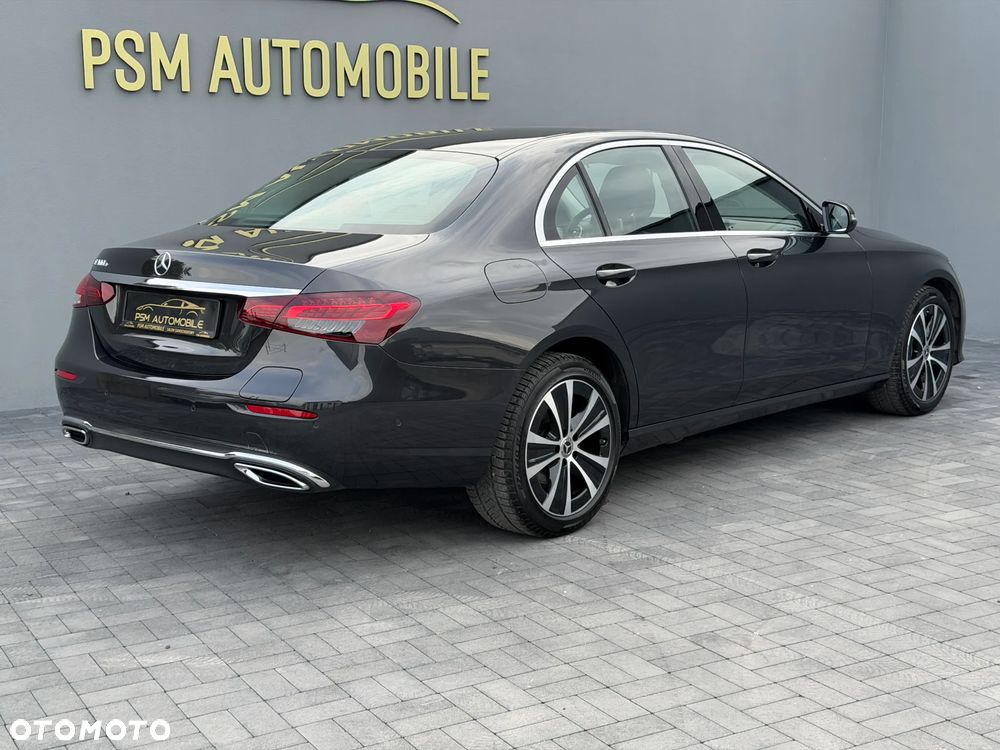 Mercedes-Benz Klasa E - 9