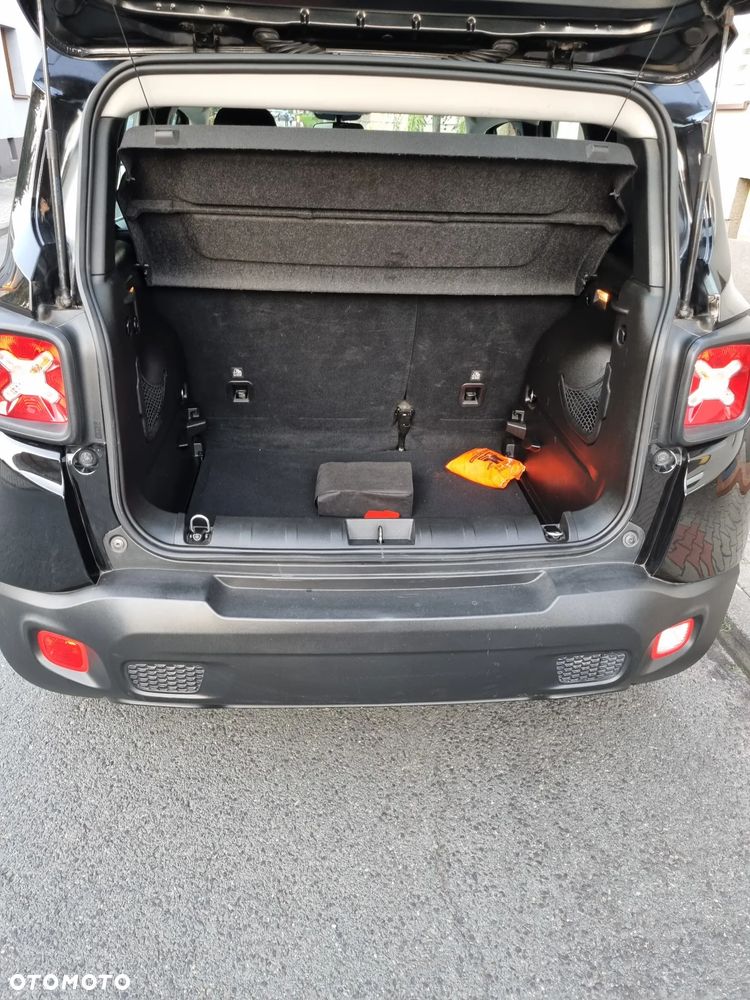 Jeep Renegade 1.6 E-TorQ Sport FWD - 8