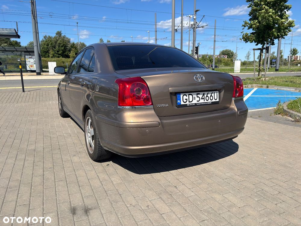 Toyota Avensis 1.8 VVT-i Terra - 5