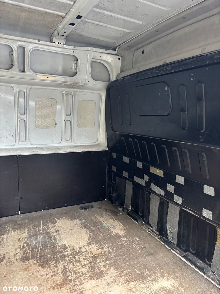 Ford Transit VAN 350L - 11