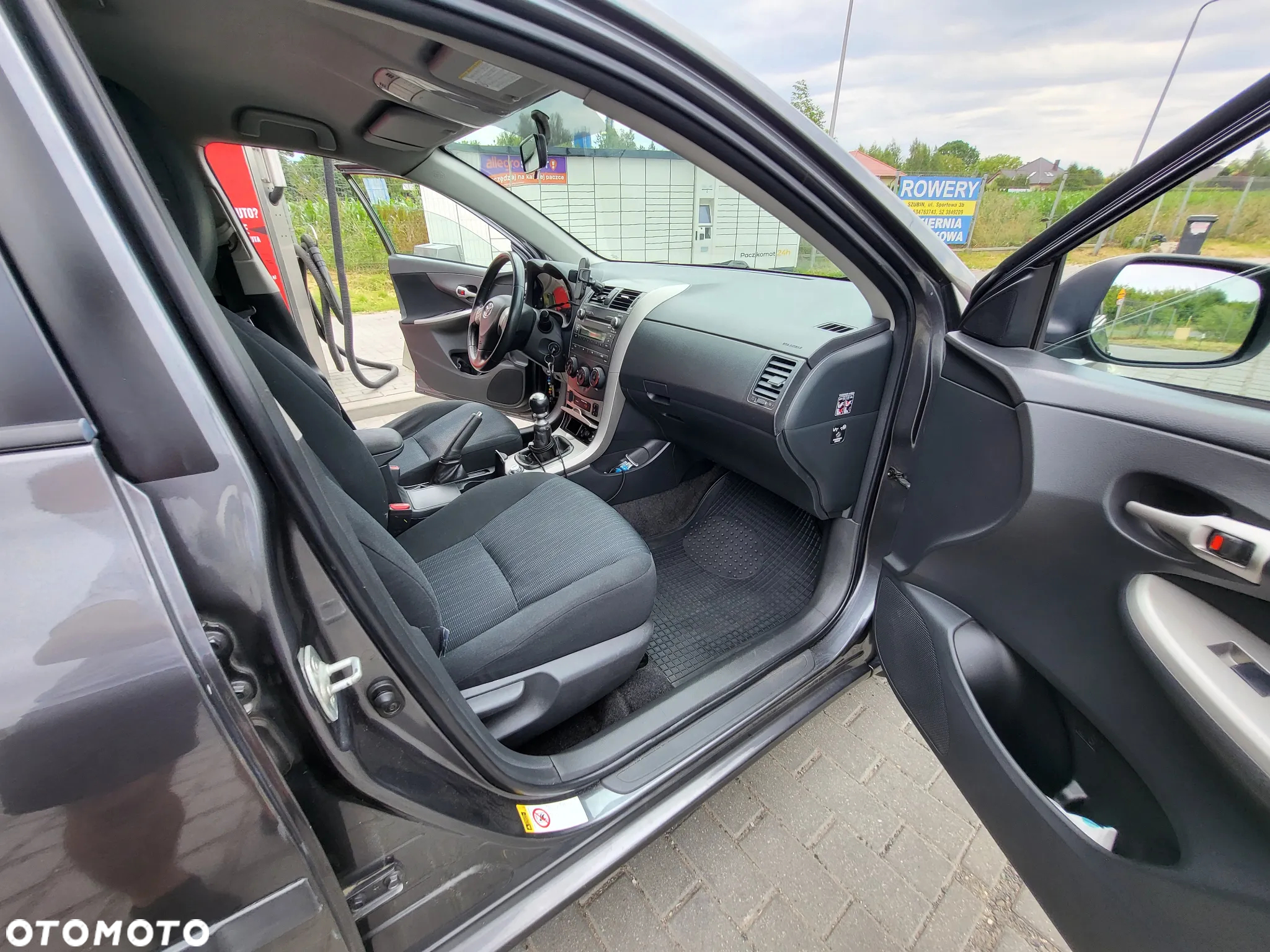Toyota Corolla - 15
