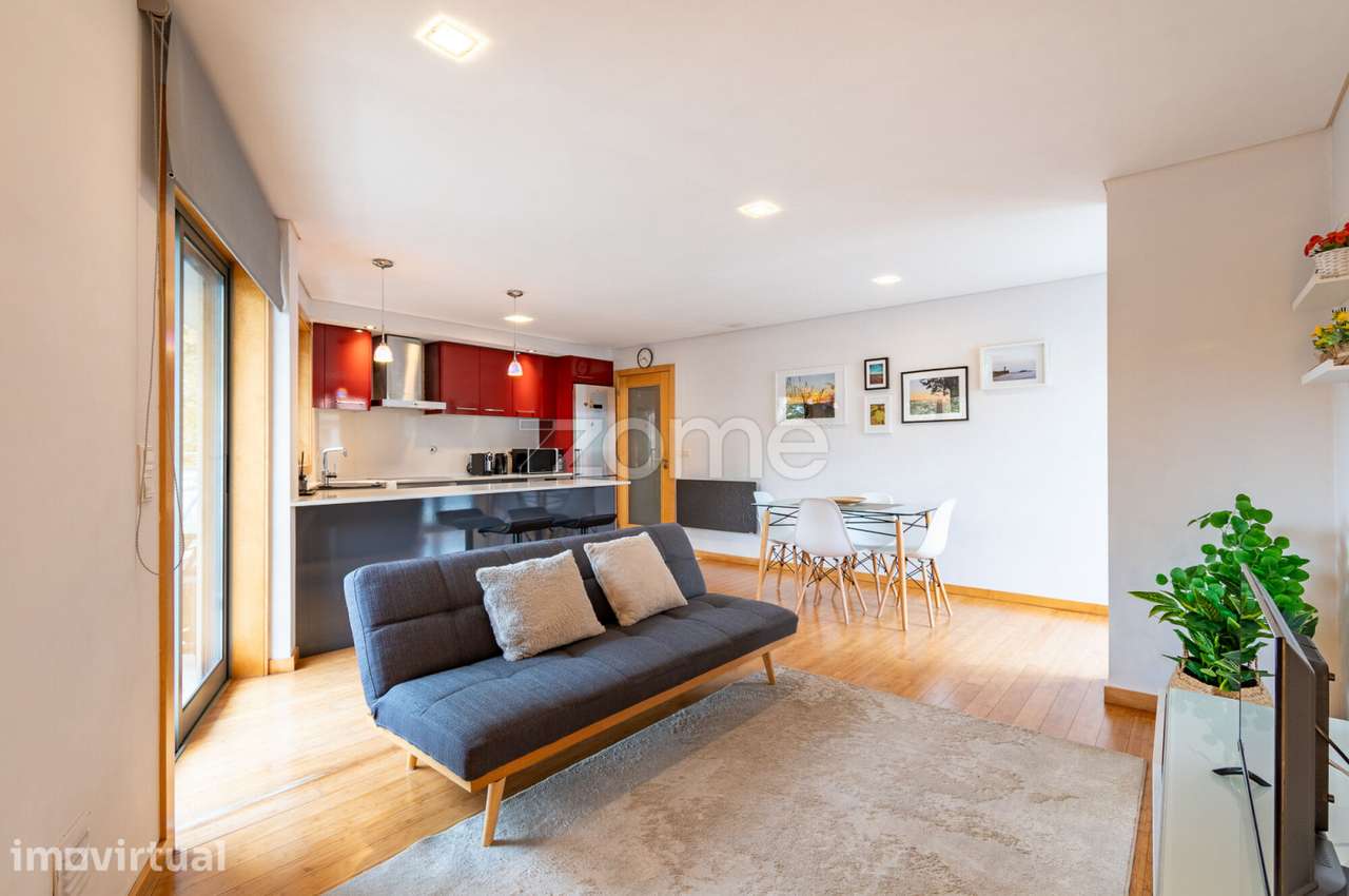 Apartamento T1 Mobilado com Terraço e Garagem - Paranhos, Porto. - Grande imagem: 3/25