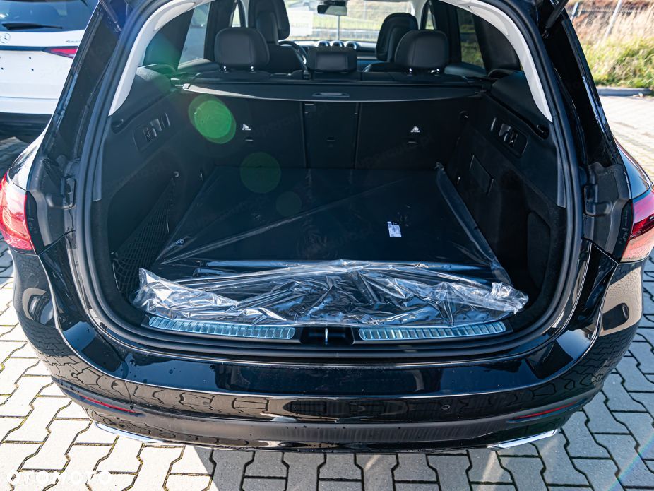 Mercedes-Benz GLC - 7