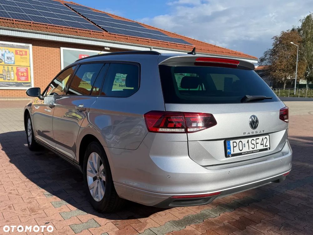Volkswagen Passat 1.5 TSI EVO Essence DSG - 4