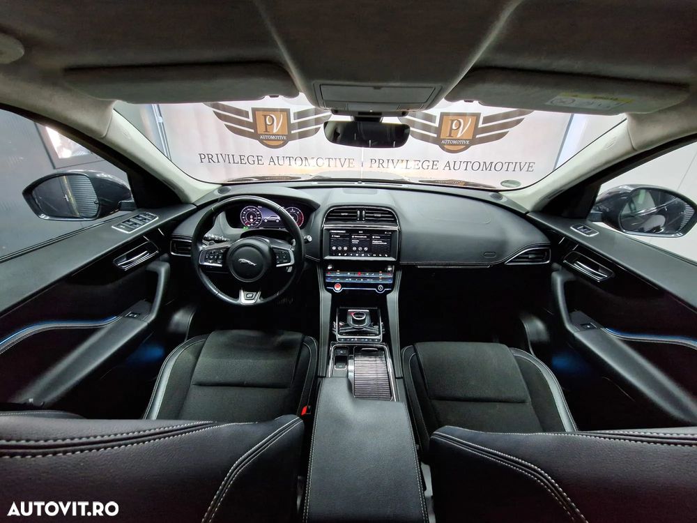 Jaguar F-Pace 20d AWD Aut. R-Sport Ingenium Edition - 12