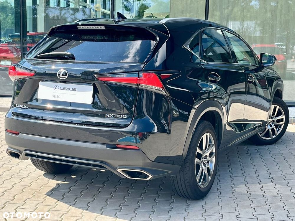Lexus NX 300 Prestige AWD - 12