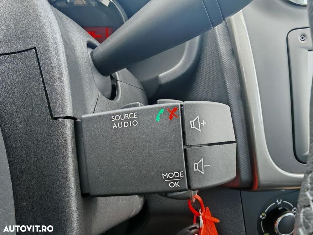 Dacia Sandero Stepway dCi 90 S&S Prestige - 20