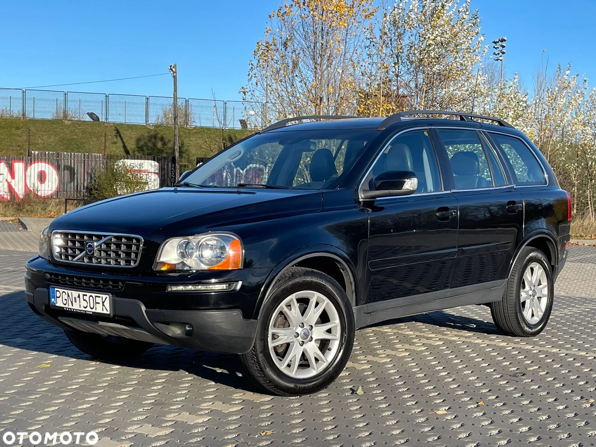 Volvo XC 90 - 1