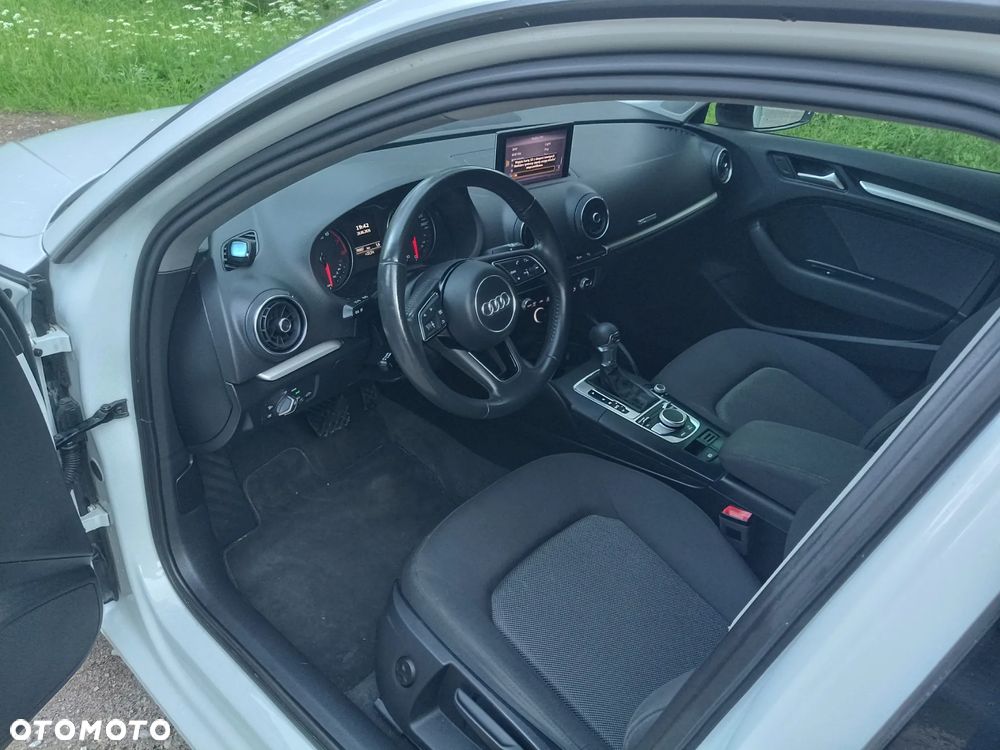 Audi A3 Sportback - 8