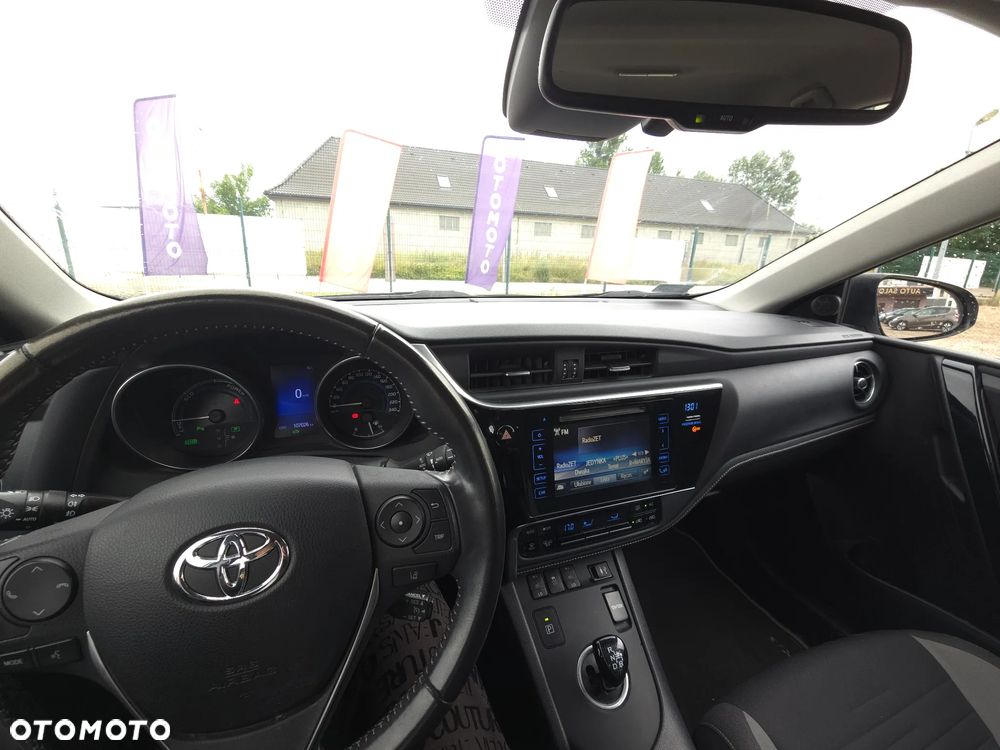 Toyota Auris Hybrid 135 Premium - 25