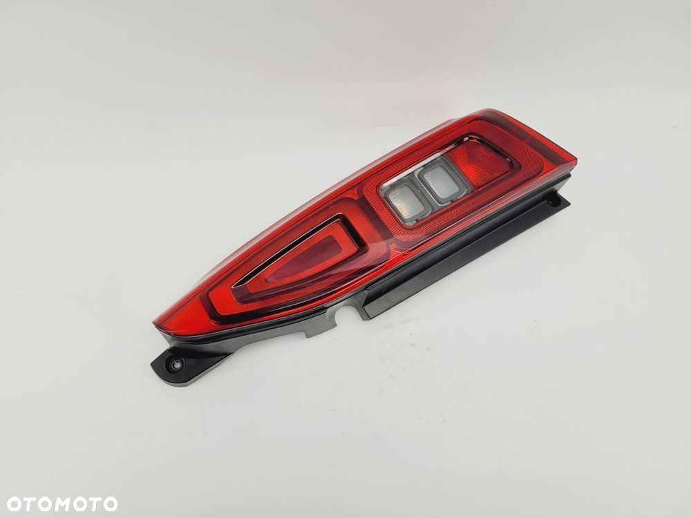 LAMPA PRAWY TYŁ PRAWA TYLNA CITROEN BERLINGO IV 2018- 9820555080 - 4