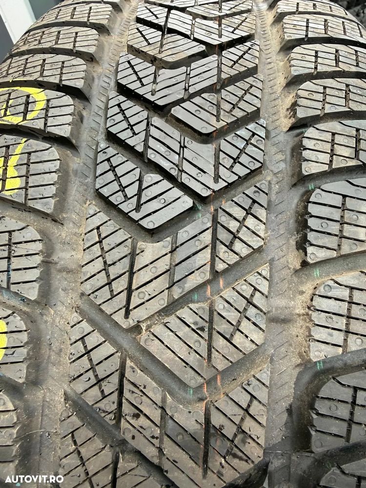 255 45 R20 IARNA PIRELLI NOI - 2
