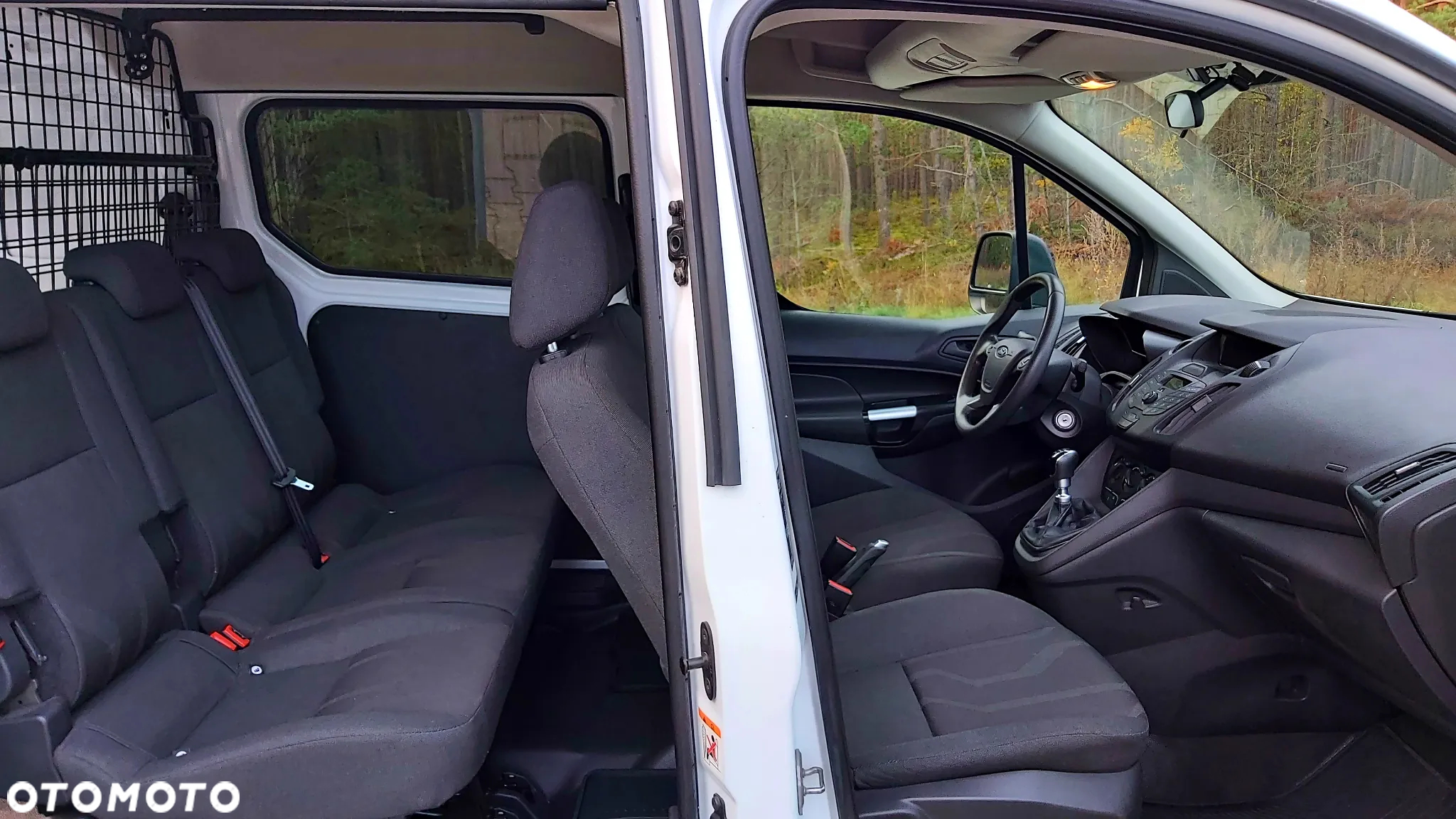 Ford Tourneo Connect Grand - 11